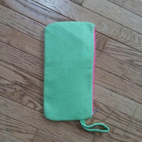 FREE WHEN BUNDLED WITH GIRLS SWIMSUITS - Picture 3 of 3